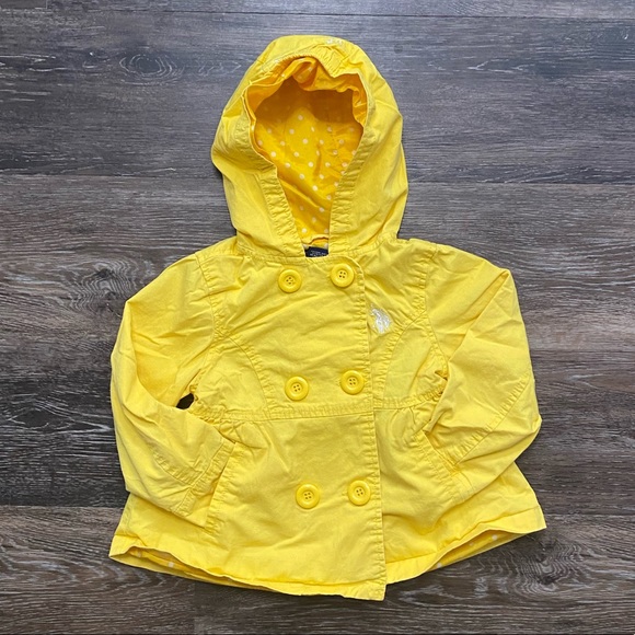 US Polo Assn Yellow Jacket with Hood Polka Dots Inside Children’s Size 5 - Picture 3 of 12